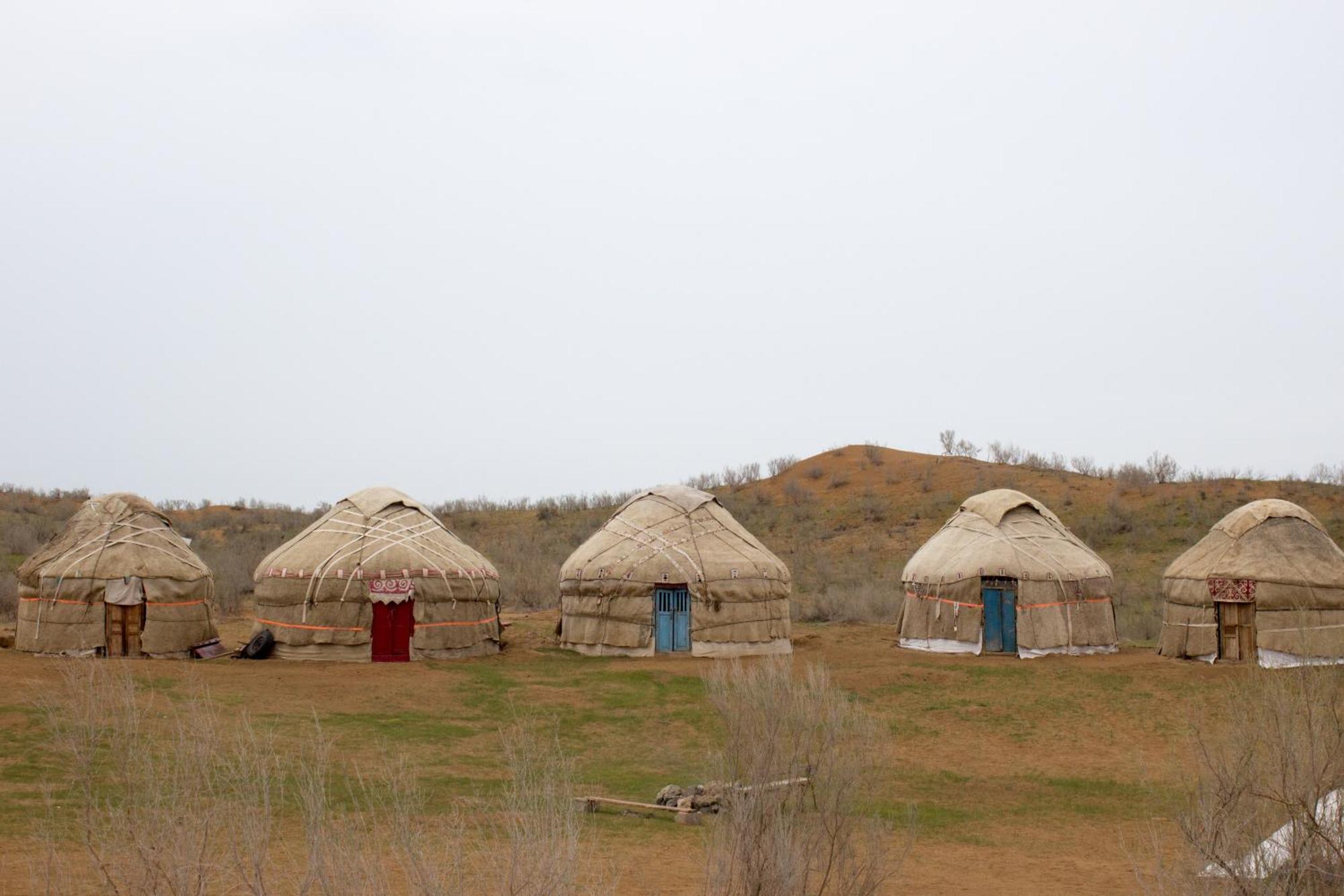 Отель Authentic Uzbek Yurt Camp Eco-Friendly Nurota Экстерьер фото