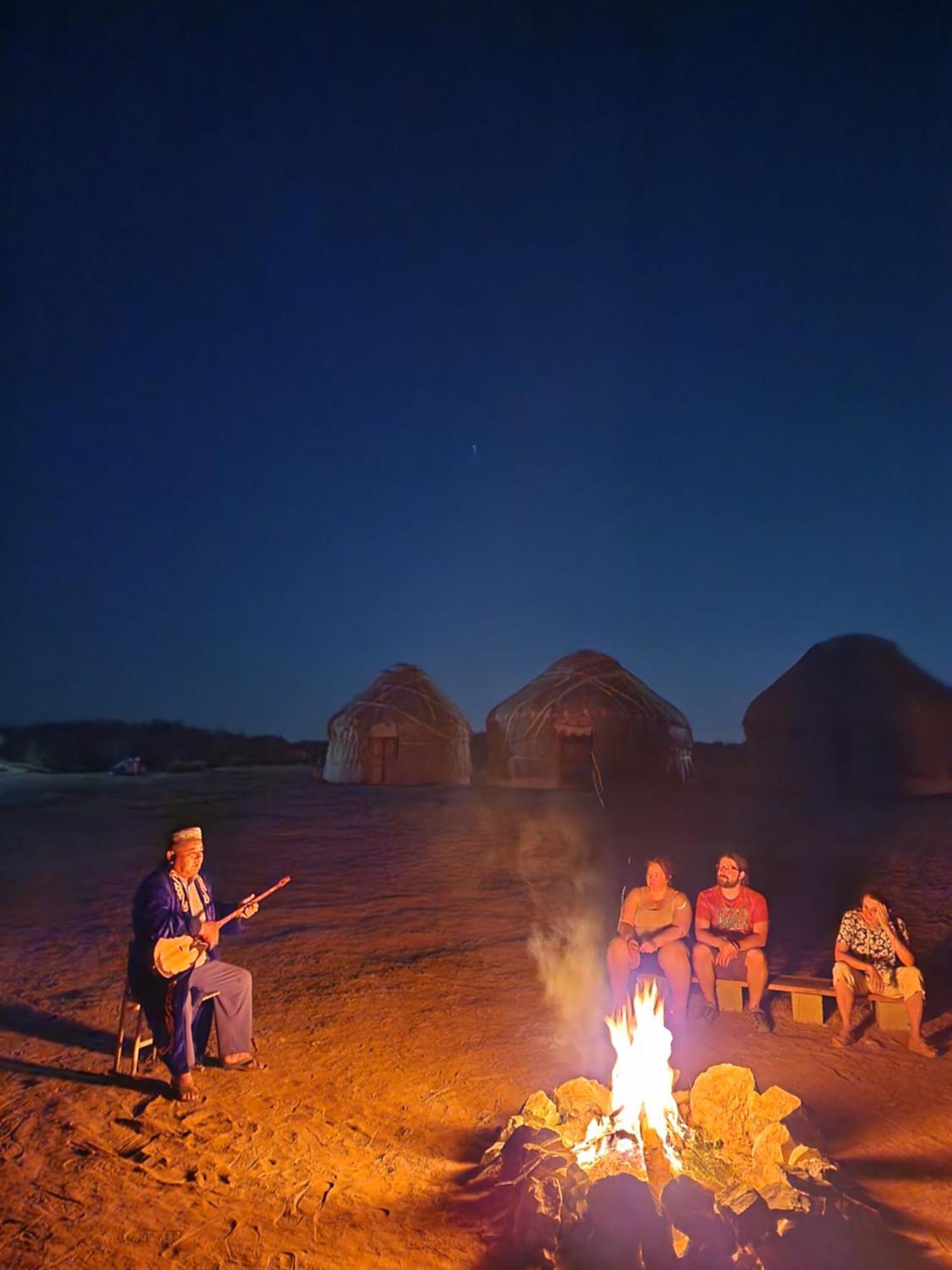 Отель Authentic Uzbek Yurt Camp Eco-Friendly Nurota Экстерьер фото