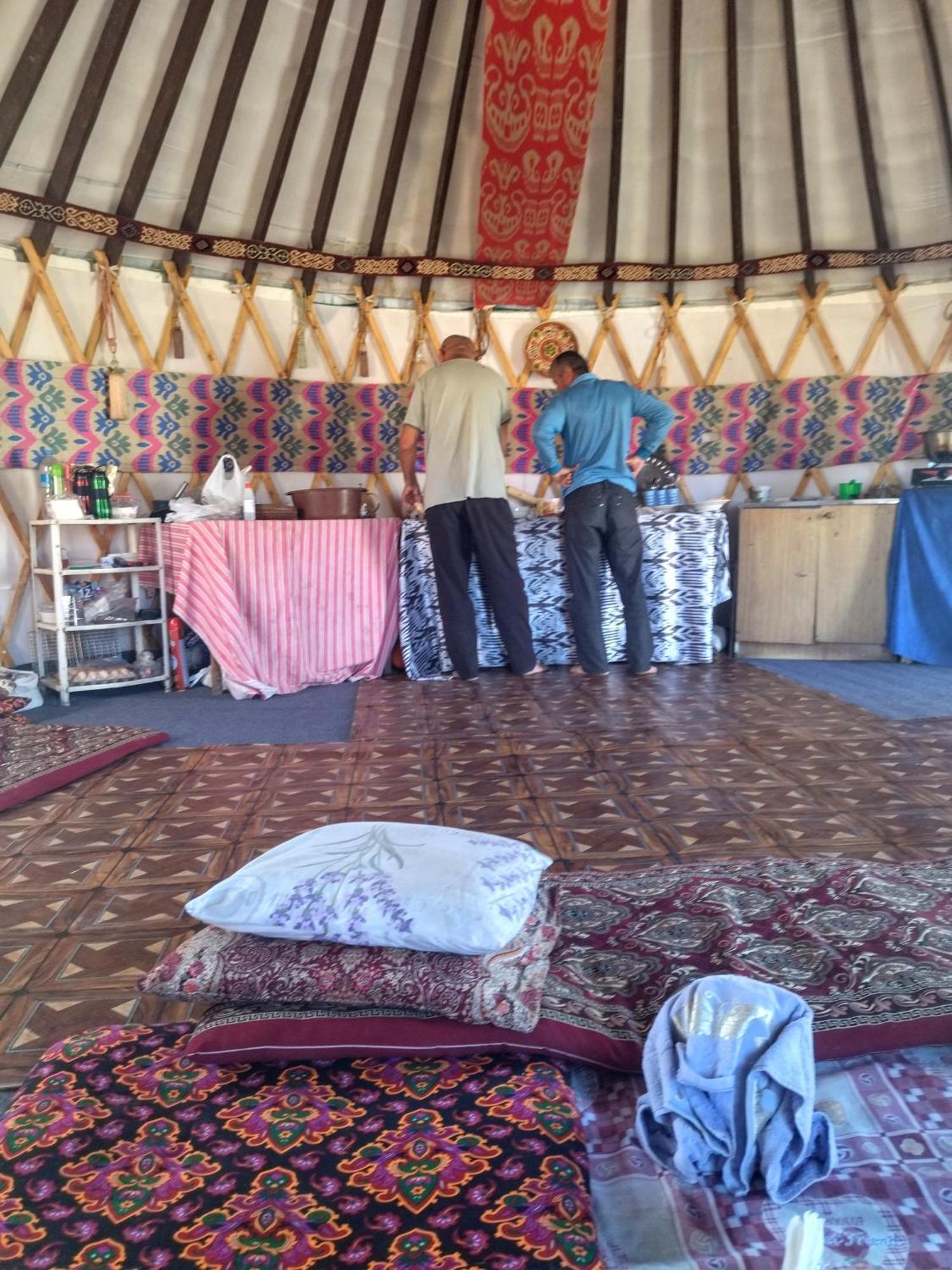 Отель Authentic Uzbek Yurt Camp Eco-Friendly Nurota Экстерьер фото