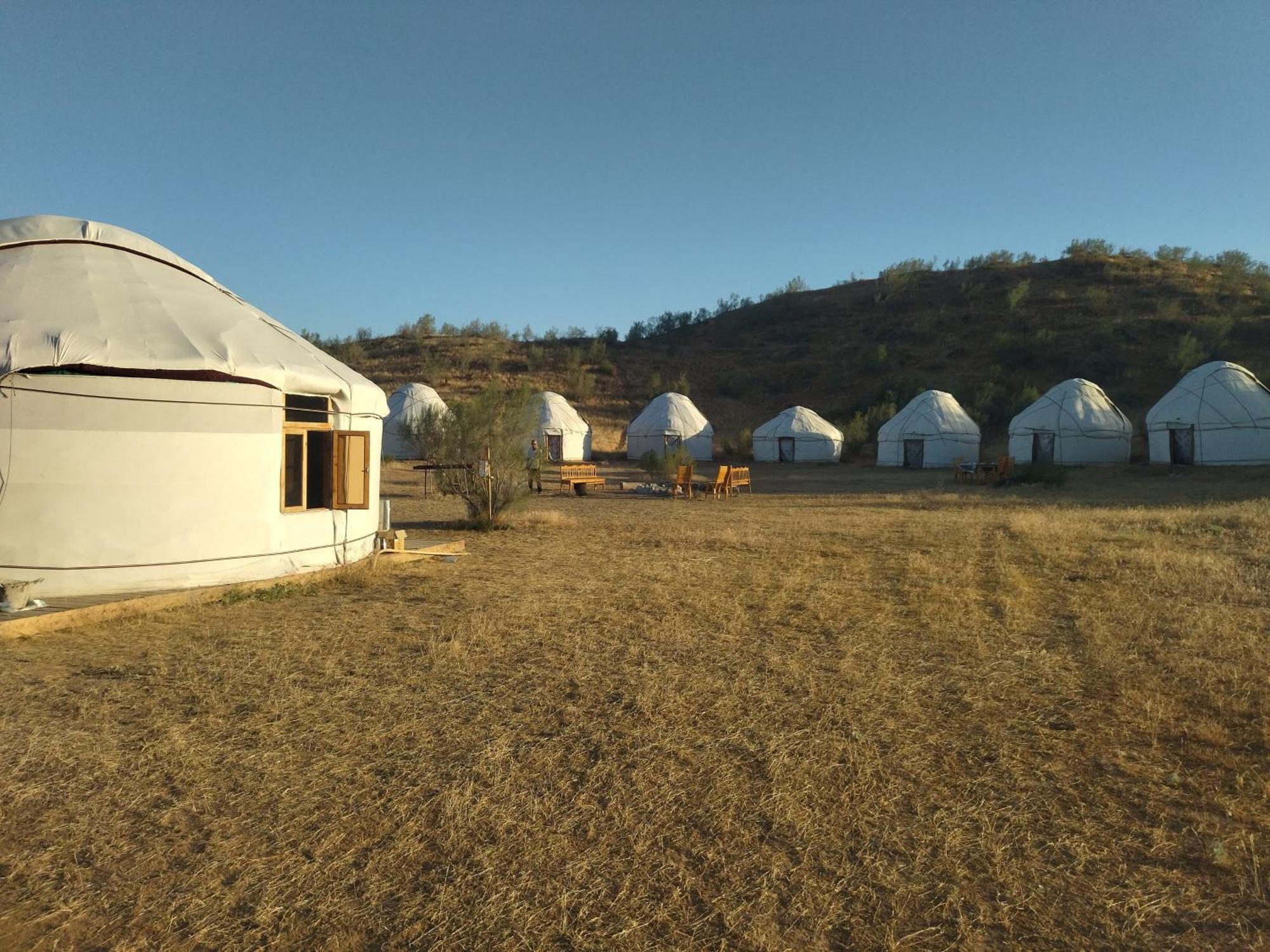 Отель Authentic Uzbek Yurt Camp Eco-Friendly Nurota Экстерьер фото
